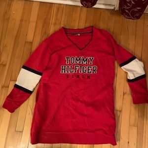 Tommy Hilfiger sweater
